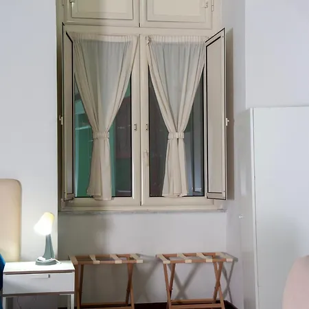 Palazzo Carafa Della Spina - Maison De Charme Appartement *