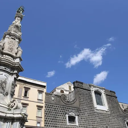 Apartament Palazzo Carafa Della Spina - Maison De Charme *